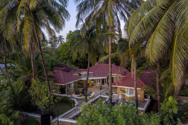amã Stays & Trails Beach House Madh Island, Mumbai