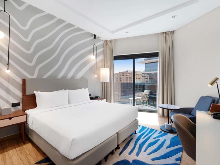 Adagio Premium The Palm