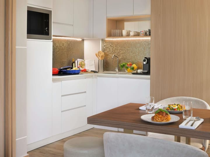 Adagio Premium The Palm