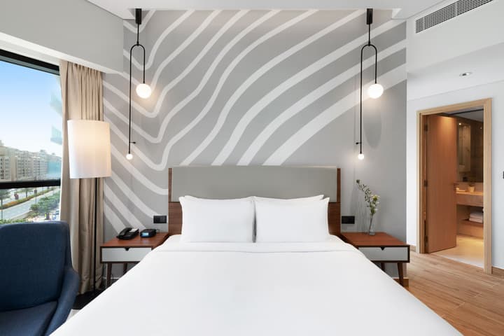 Adagio Premium The Palm