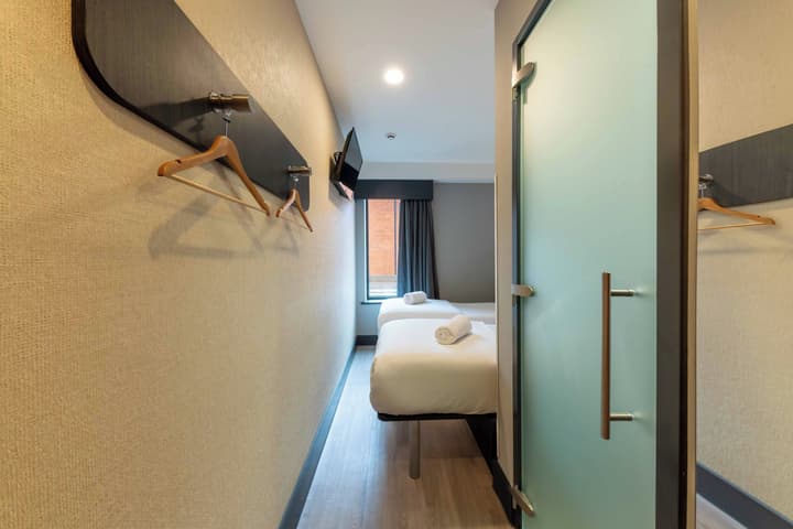 easyhotel Oxford