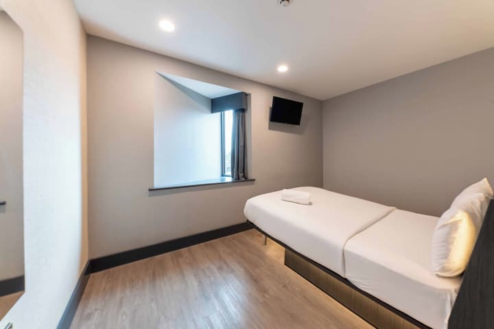 easyhotel Oxford