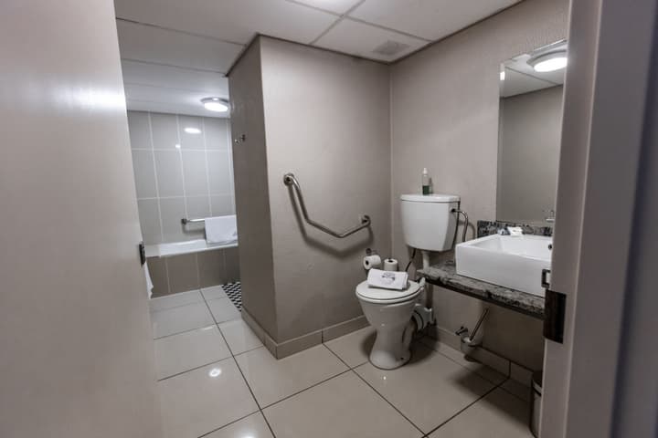 Hotel247