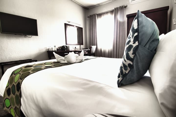 Hotel247