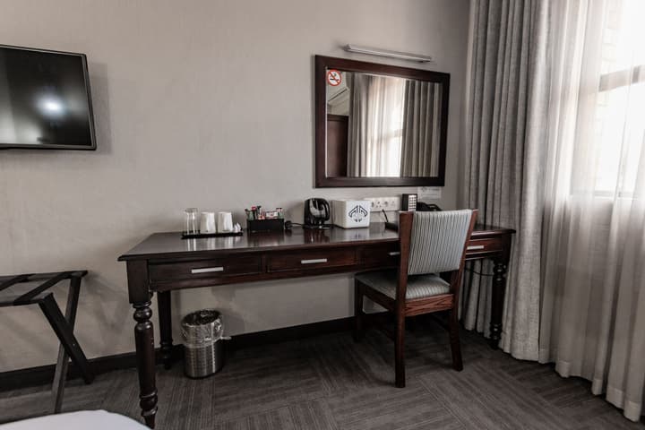 Hotel247