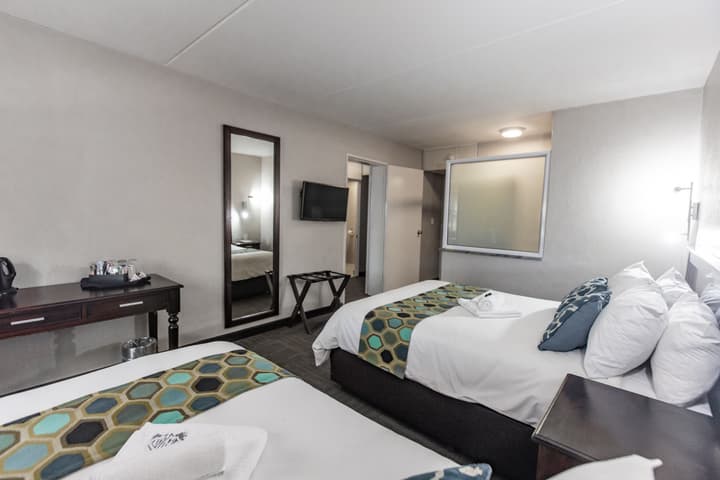 Hotel247