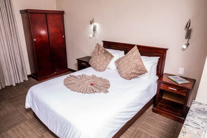 Hotel247