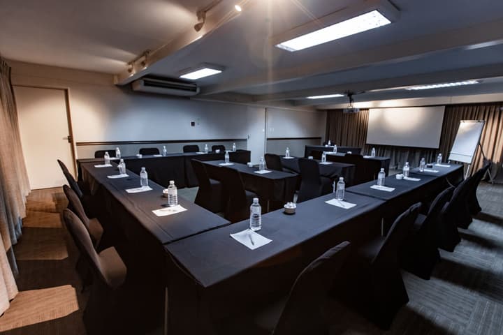 Hotel247