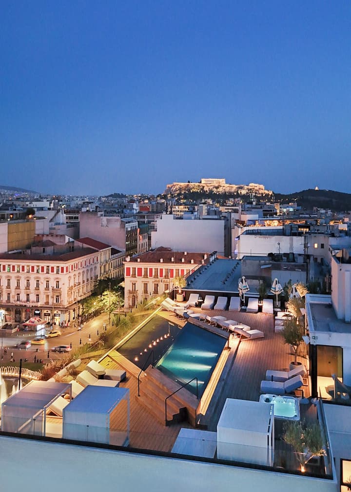 Skylark, Aluma Hotel & Resort