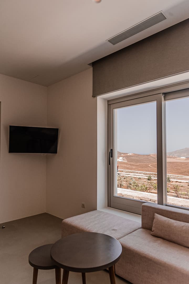 Amarelo Suites