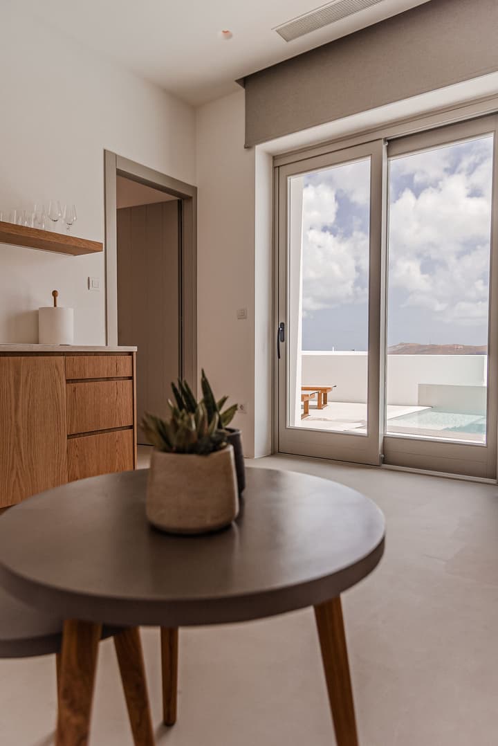 Amarelo Suites