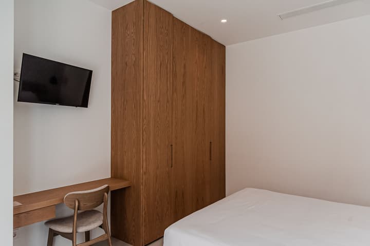 Amarelo Suites