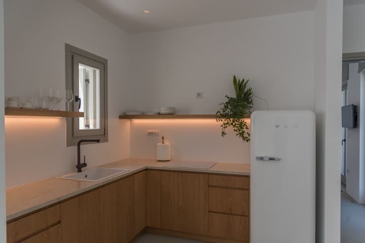 Amarelo Suites