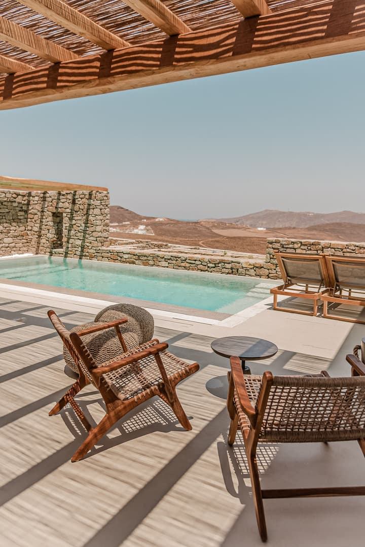 Amarelo Suites