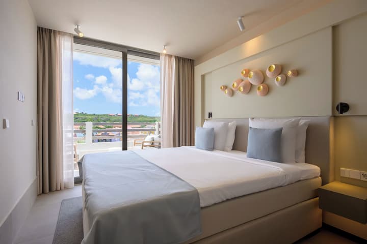 Art Hotel Curacao - Luxury Adults Only