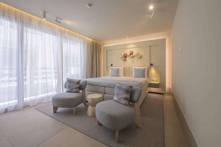 Art Hotel Curacao - Luxury Adults Only