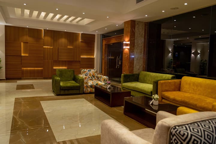 Nine Pyramids View Hotel