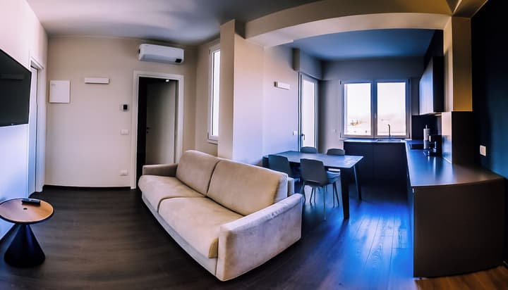 Venice Terminal Apartments & Suites