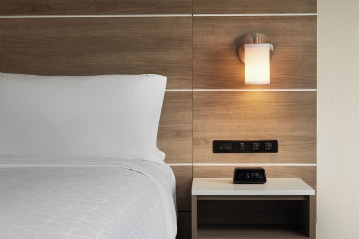 HOLIDAY INN EXPRESS & SUITES GULF BREEZE - PENSACOLA AREA by IHG