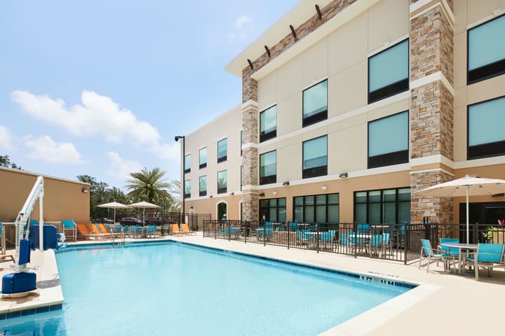 HOLIDAY INN EXPRESS & SUITES GULF BREEZE - PENSACOLA AREA by IHG