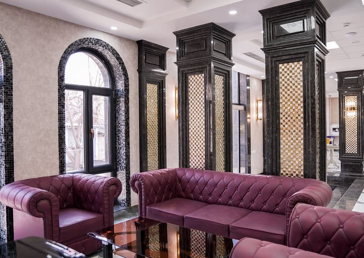 Level Hotel