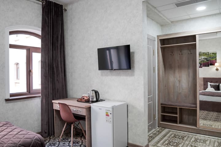 Level Hotel