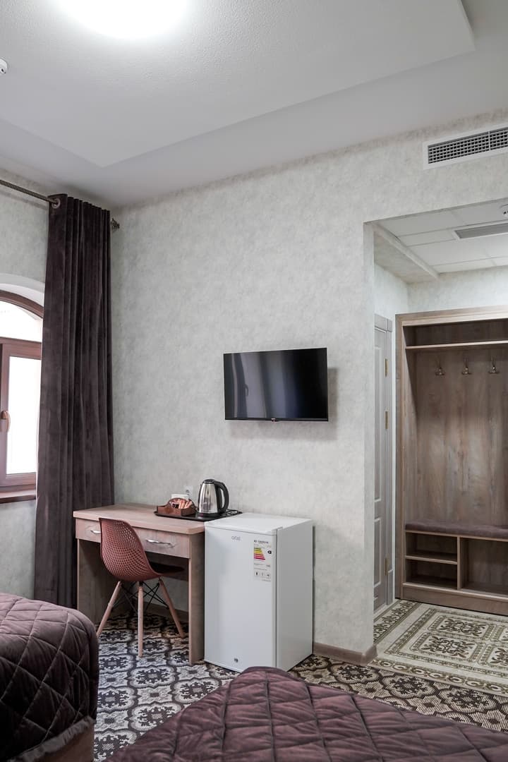 Level Hotel