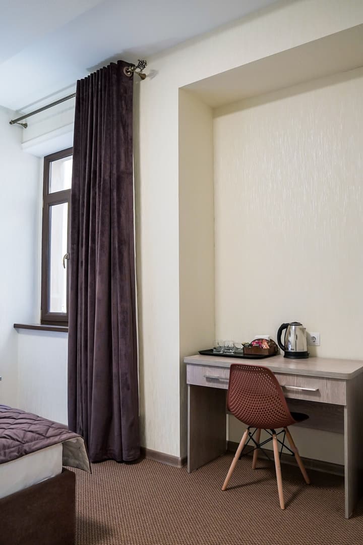 Level Hotel