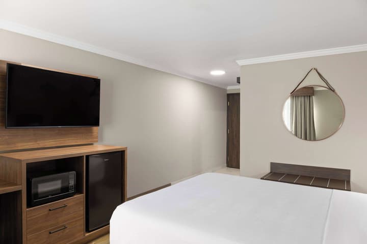 La Quinta Inn & Suites by Wyndham Yakima Downtown