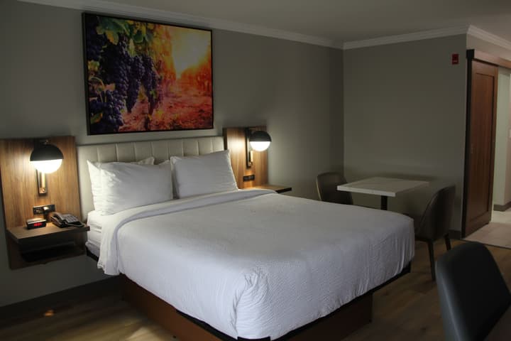 La Quinta Inn & Suites by Wyndham Yakima Downtown