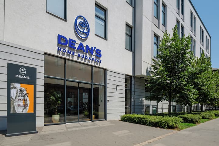 Dean's Home Budapest