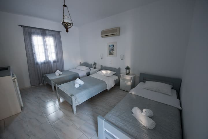 Ostria Studios & Apartments