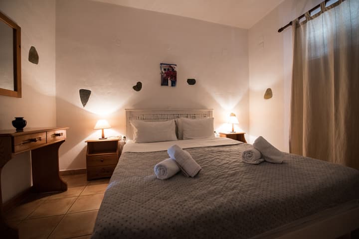 Ostria Studios & Apartments