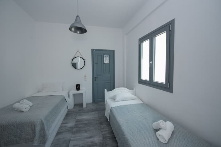 Ostria Studios & Apartments