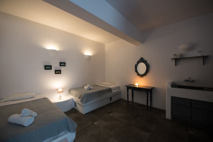 Ostria Studios & Apartments