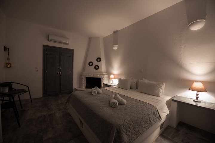 Ostria Studios & Apartments