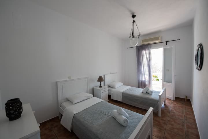 Ostria Studios & Apartments