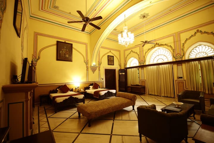 Narain Niwas Palace
