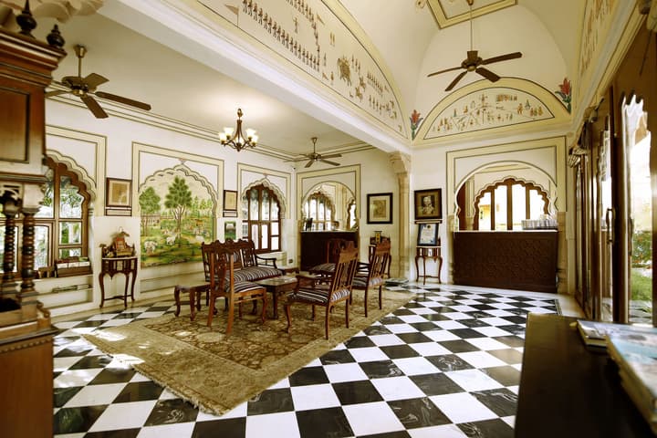 Narain Niwas Palace