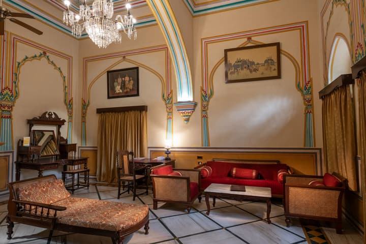 Narain Niwas Palace