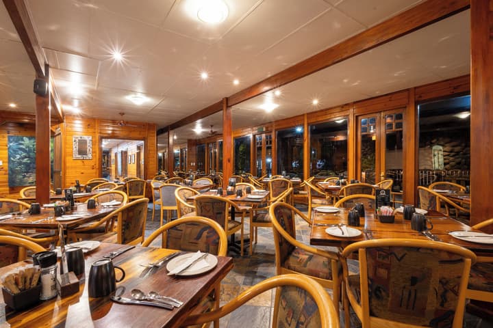 Knysna Log-Inn Hotel