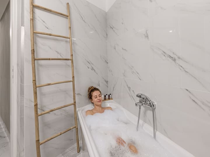Athens Warehouse Boutique Hotel & Suites