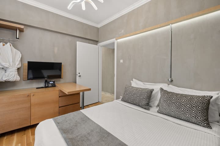 Athens Warehouse Boutique Hotel & Suites