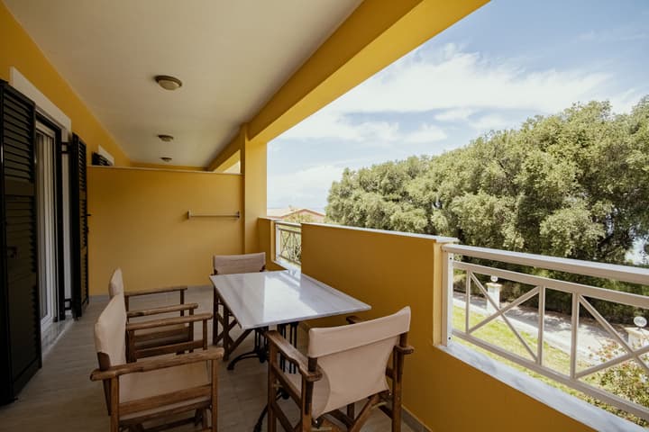 Robolla Beach Aparthotel