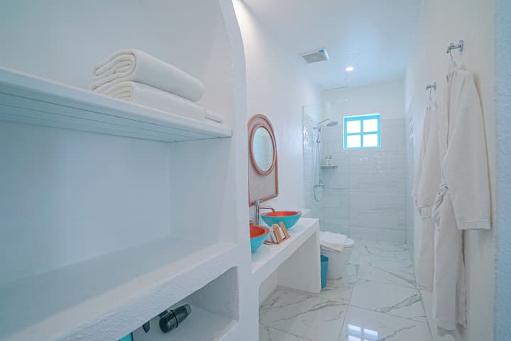 Loccal Collection Hotel