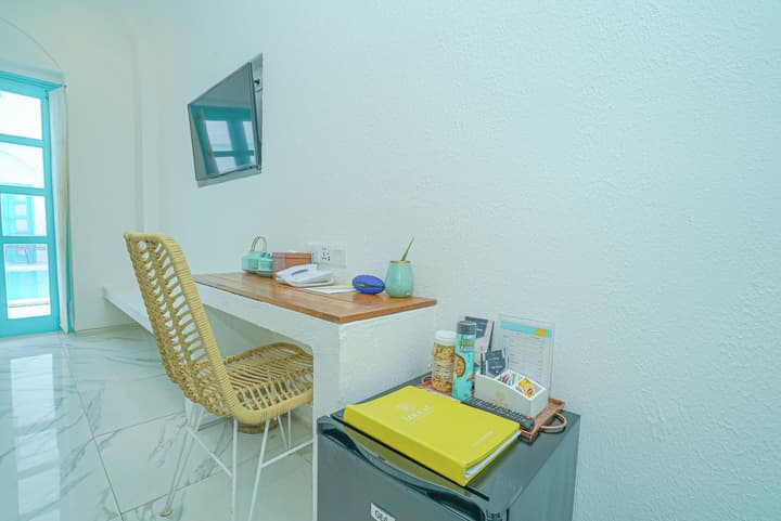 Loccal Collection Hotel