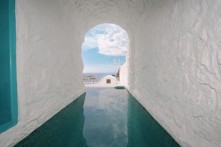 Loccal Collection Hotel
