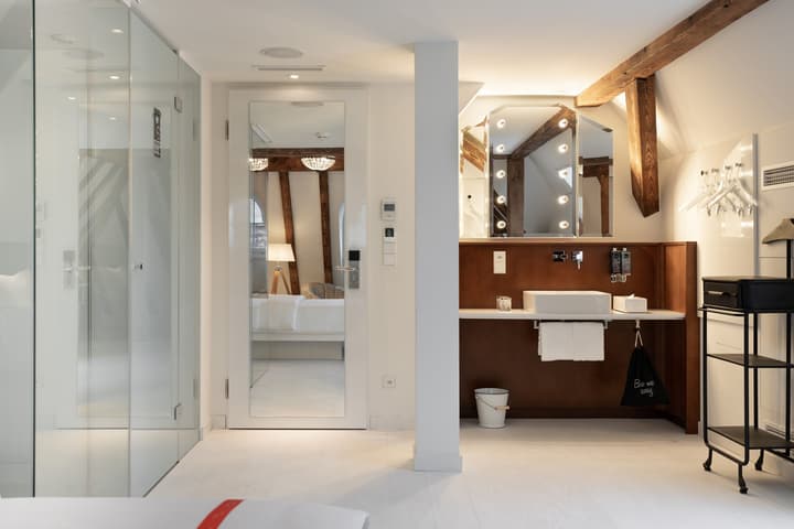 Ruby Mimi Hotel Zurich by IHG