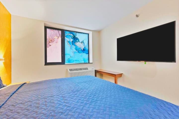 Casa Blanca Hotel Brooklyn
