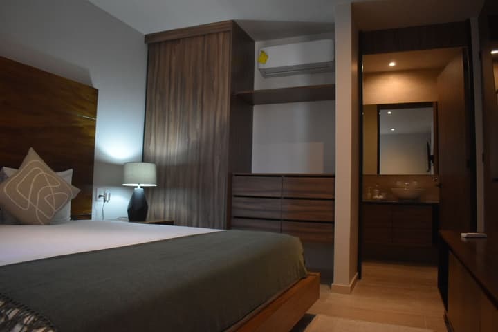 Kaab South Beach by The Spot Rentals